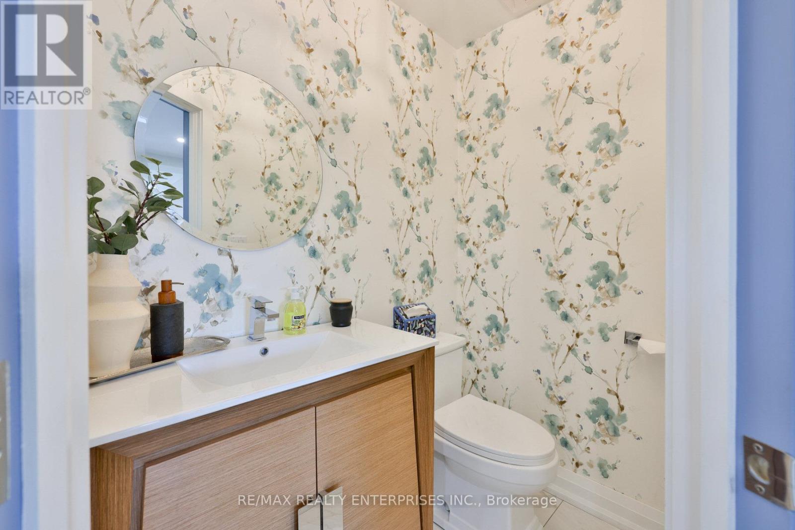 Photo 21 of 1215 Indian Road, Mississauga ON