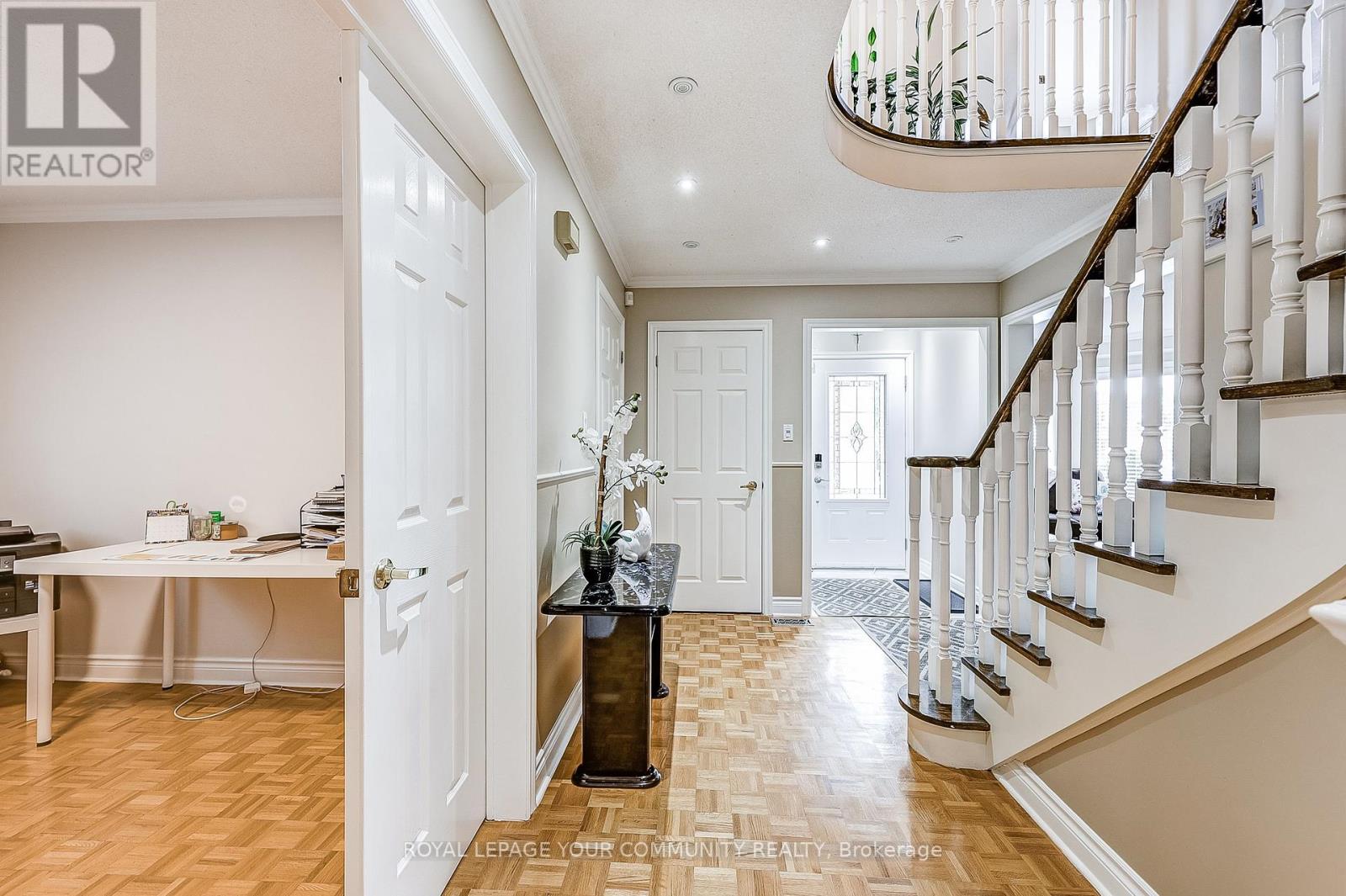 Photo 19 of 1045 Sherwood Mills Boulevard, Mississauga ON