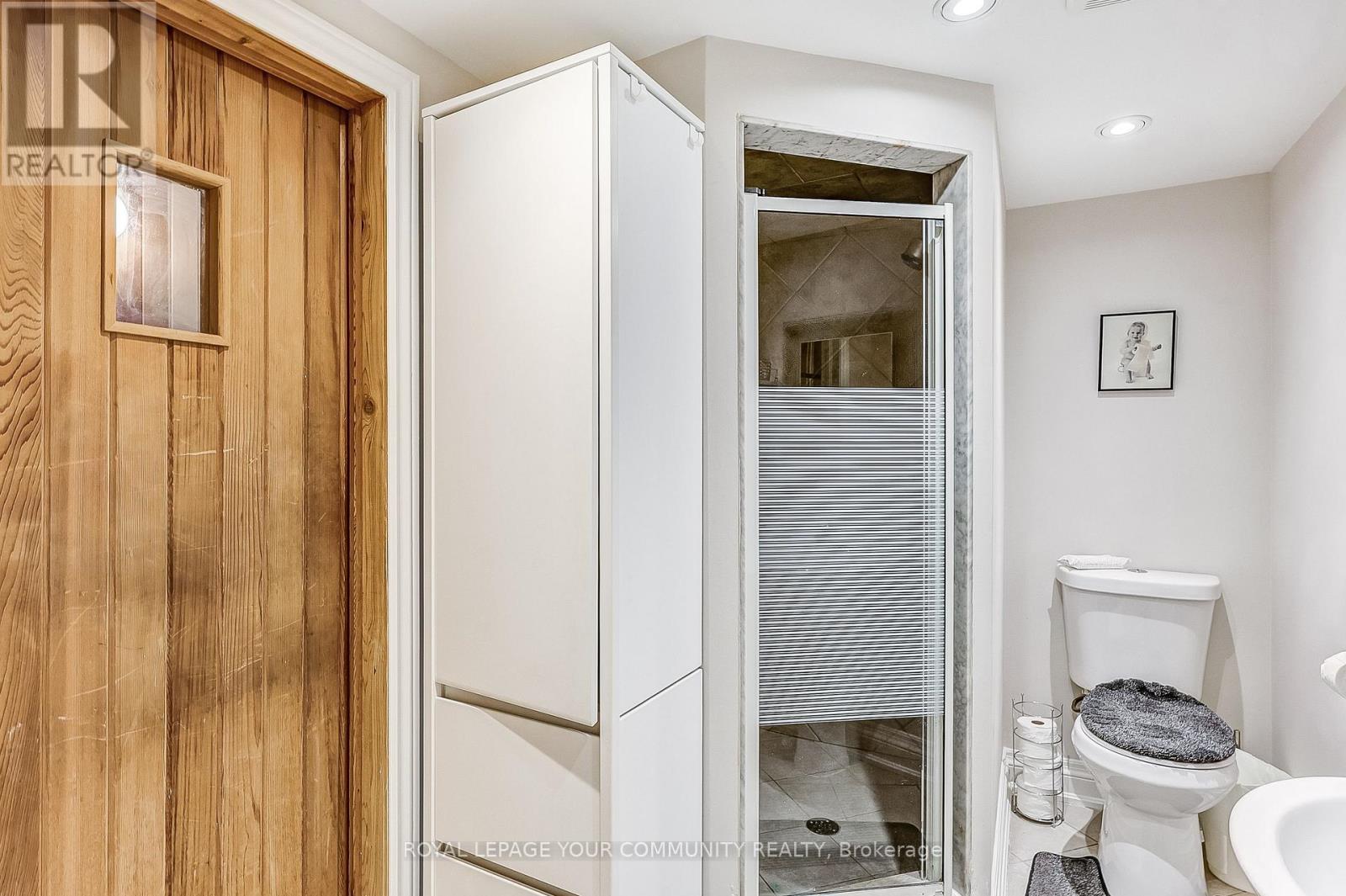 Photo 40 of 1045 Sherwood Mills Boulevard, Mississauga ON