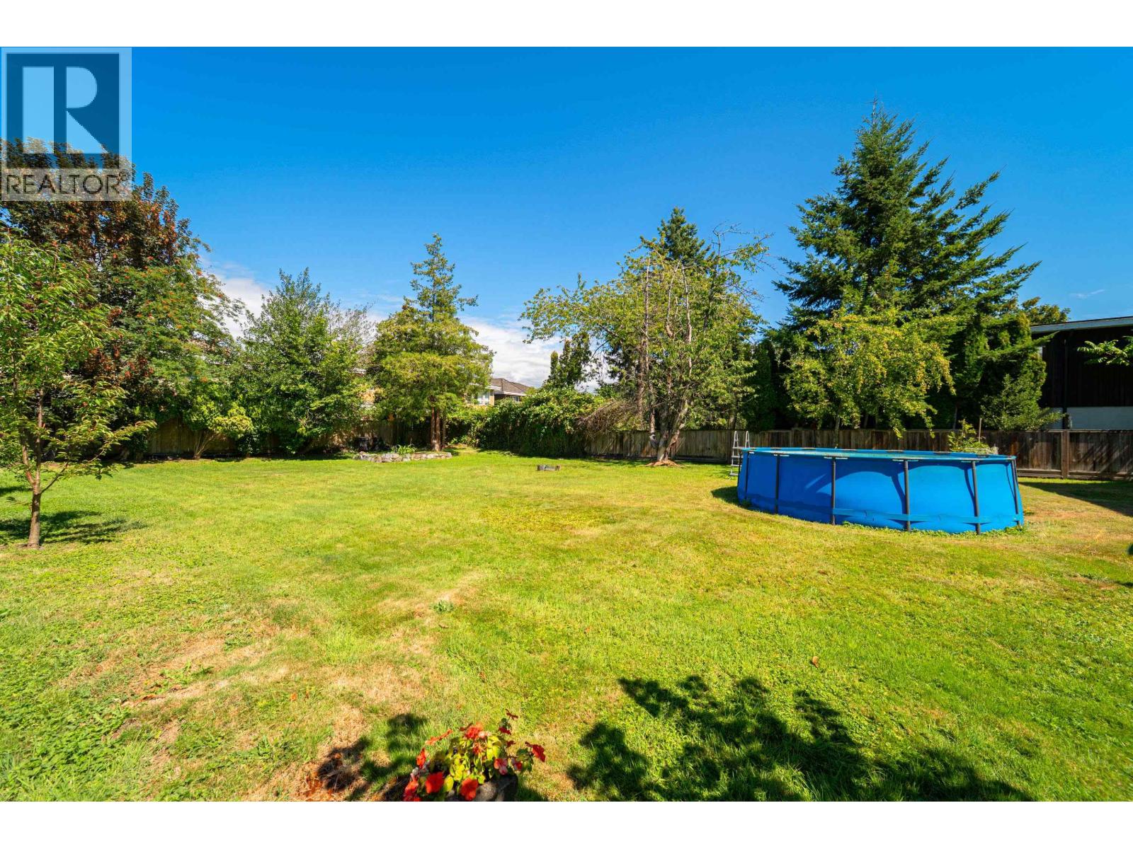 Photo 18 of 6151 Blundell Road, Richmond BC