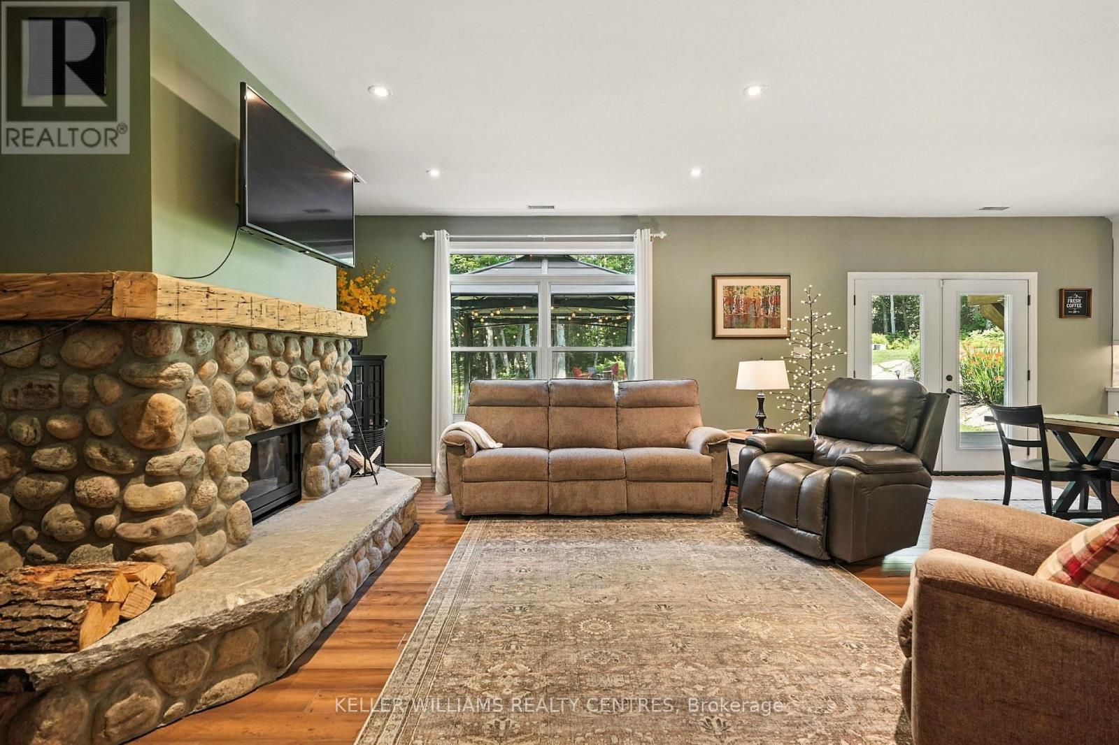 Photo 9 of 96 Lindgren Road E, Huntsville ON