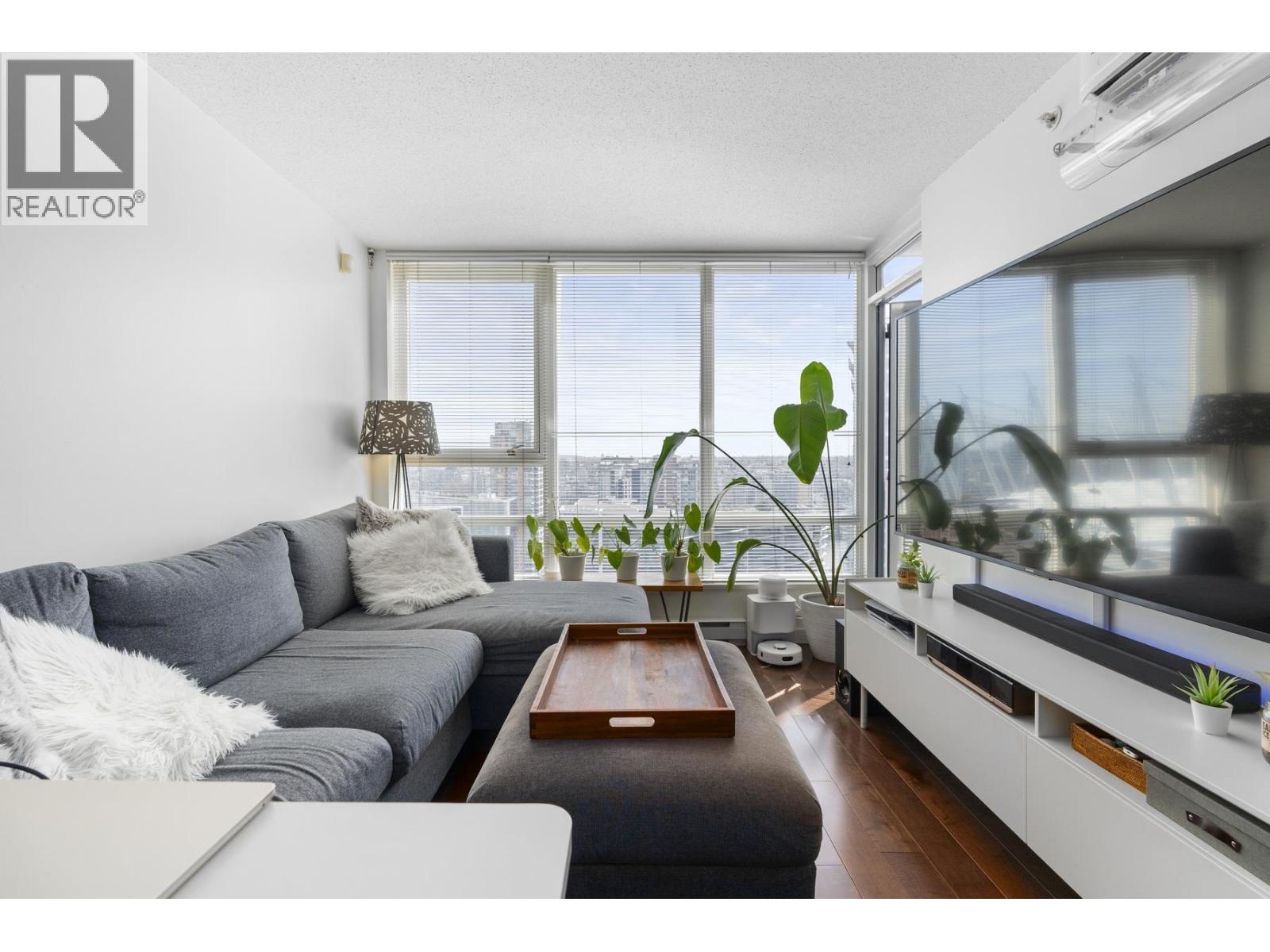 Photo 1 of 2903 928 Beatty Street, Vancouver BC