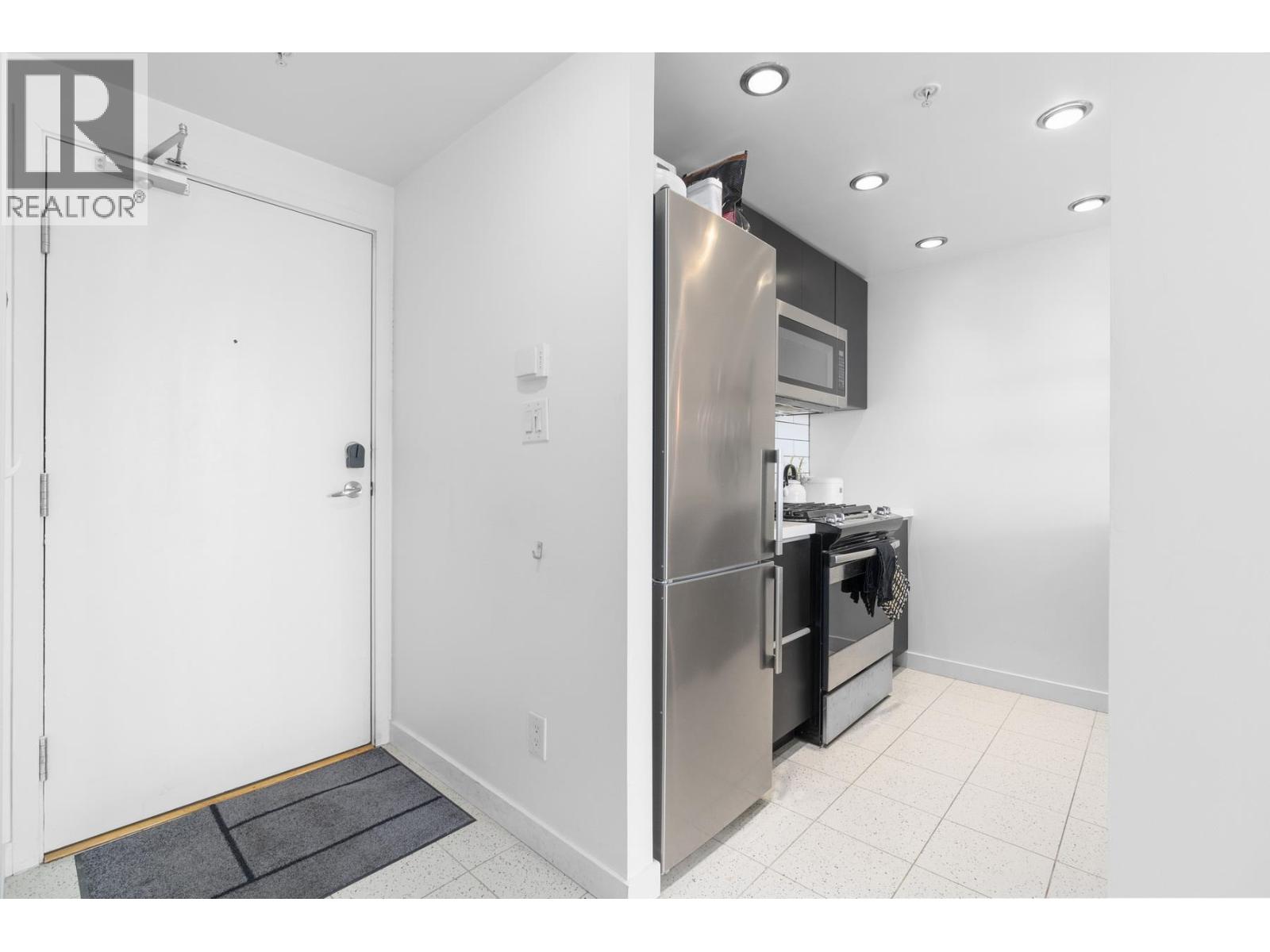 Photo 2 of 2903 928 Beatty Street, Vancouver BC