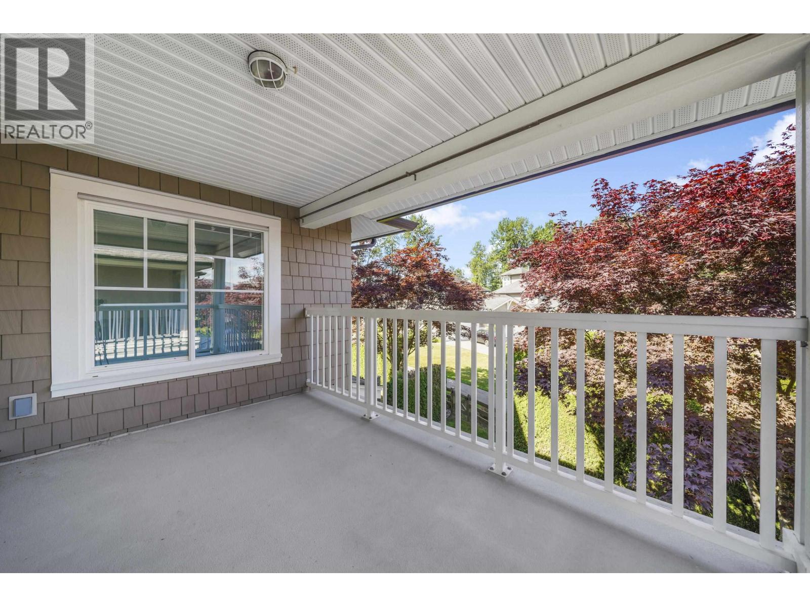 Photo 27 of 32 19452 Fraser Way, Pitt Meadows BC