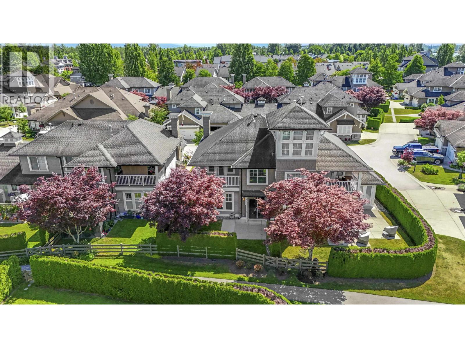 Photo 3 of 32 19452 Fraser Way, Pitt Meadows BC