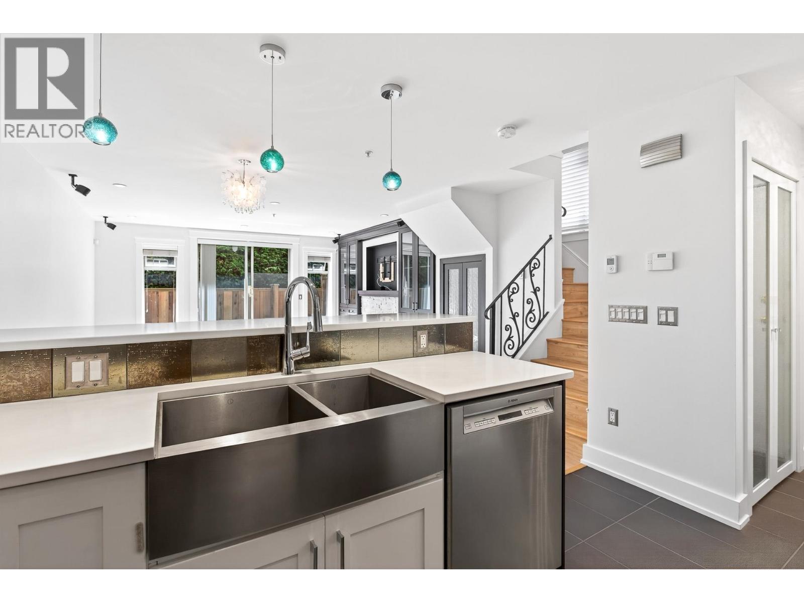 Photo 9 of 60 3436 Terra Vita Place, Vancouver BC