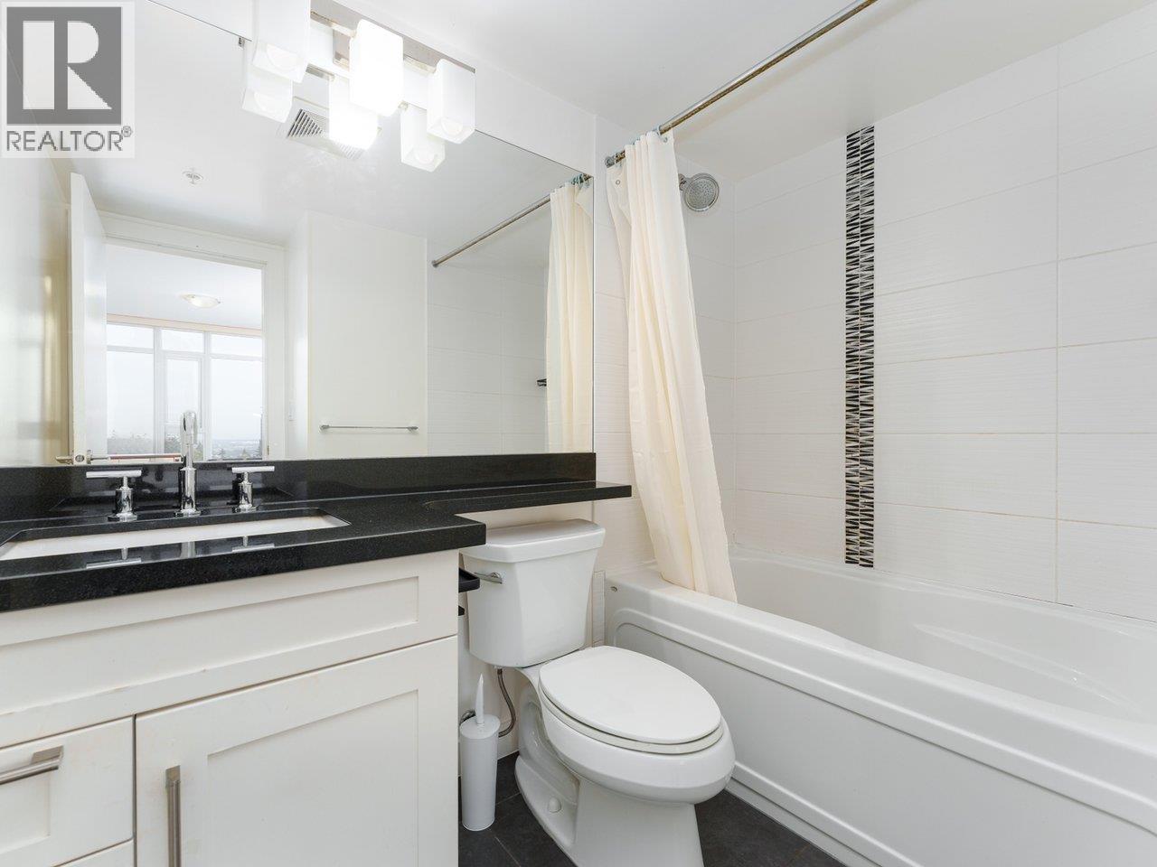 Photo 5 of 1902 7090 Edmonds Street, Burnaby BC