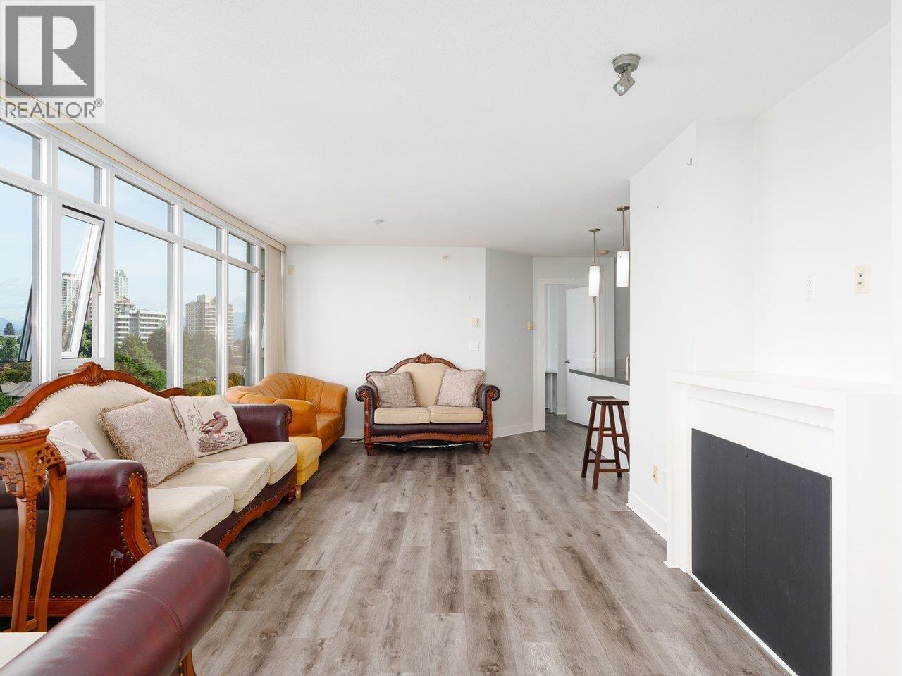 Photo 4 of 1902 7090 Edmonds Street, Burnaby BC