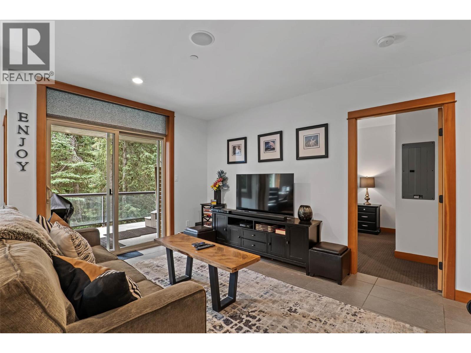 3270 Village Way Unit# 304, Sun Peaks