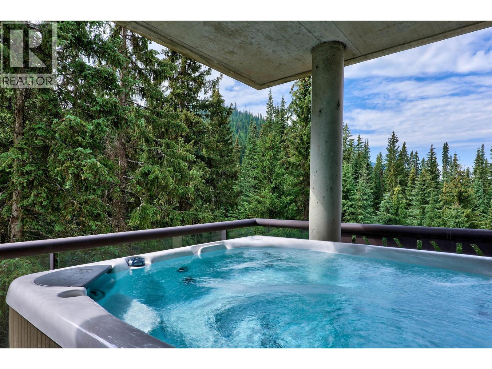 3270 Village Way Unit# 304, Sun Peaks