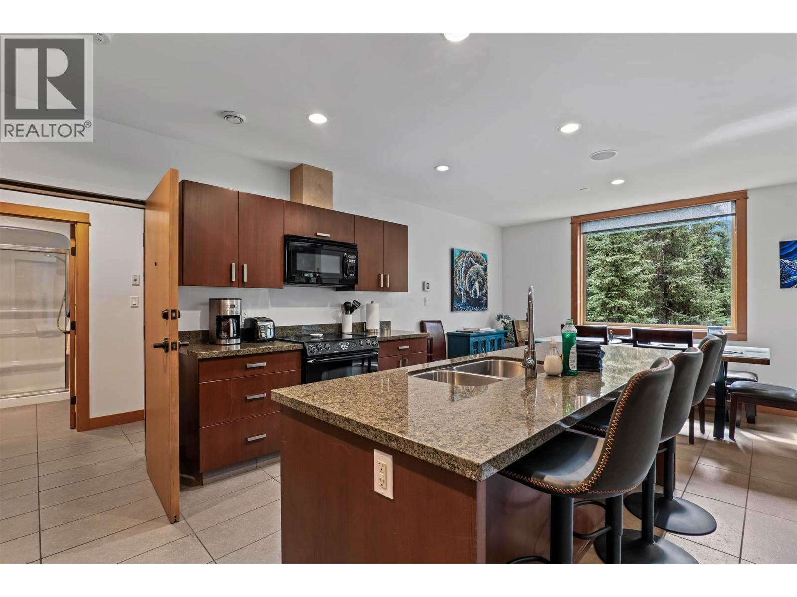 3270 Village Way Unit# 304, Sun Peaks