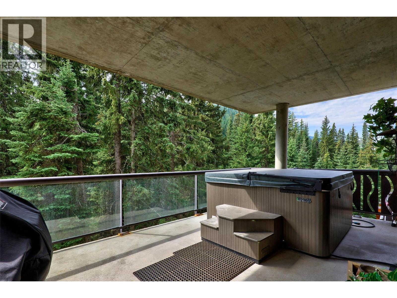 3270 Village Way Unit# 304, Sun Peaks