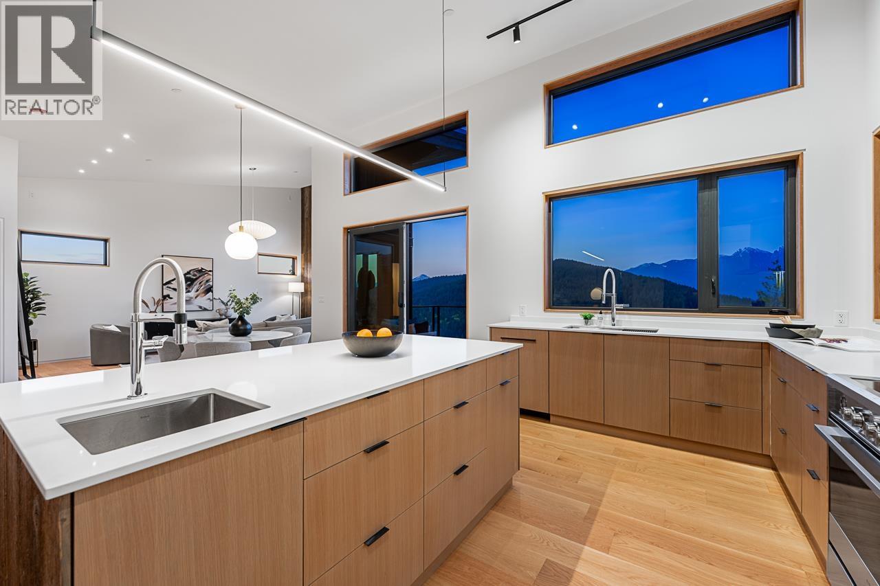 Photo 7 of 885 Rivendell Drive, Bowen Island BC
