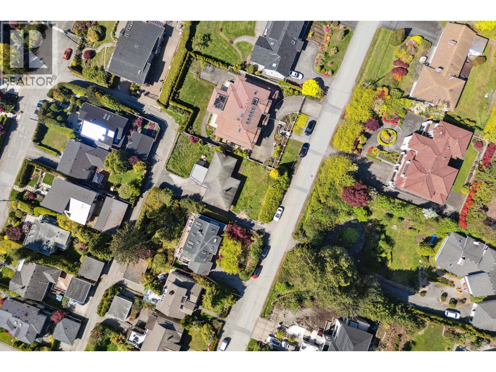 1158 QUEENS AVENUE, West Vancouver