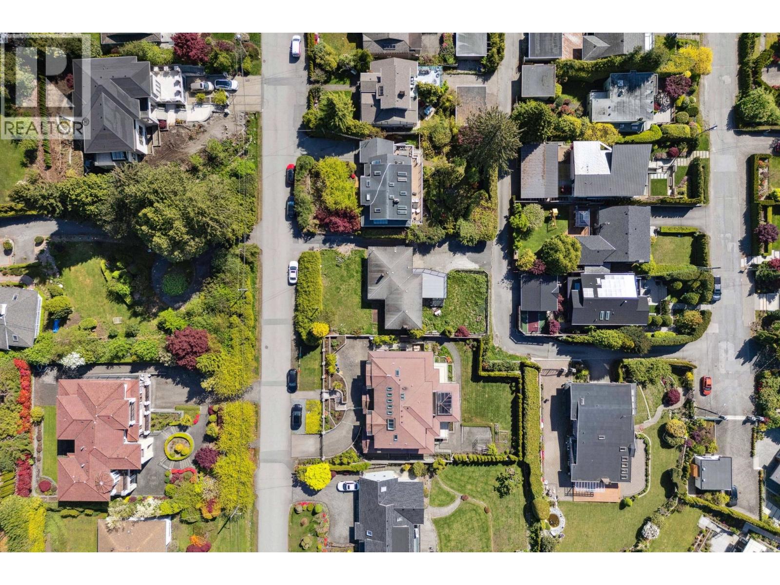 1158 QUEENS AVENUE, West Vancouver