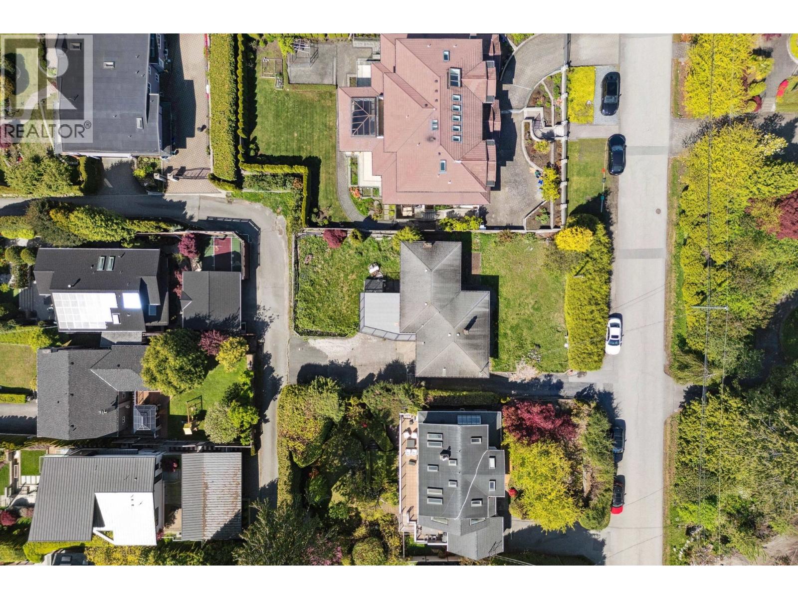 1158 QUEENS AVENUE, West Vancouver