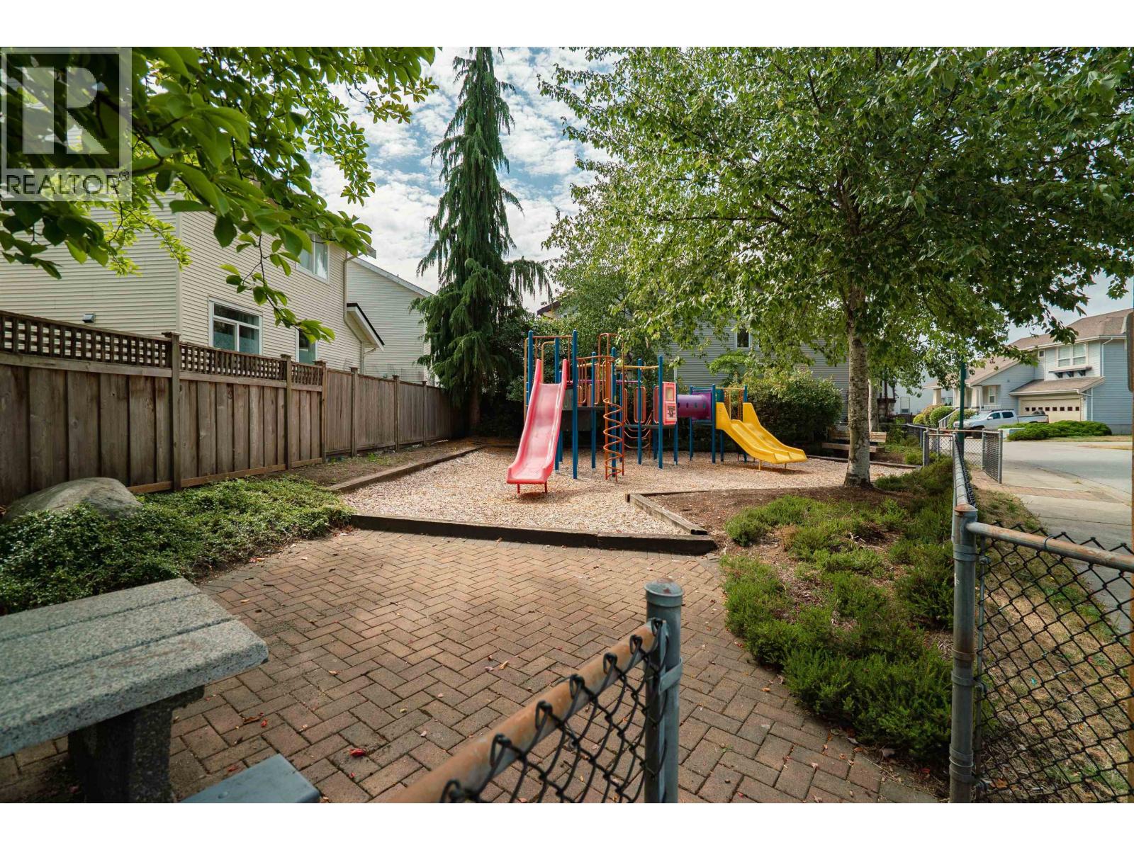 19846 BUTTERNUT LANE, Pitt Meadows