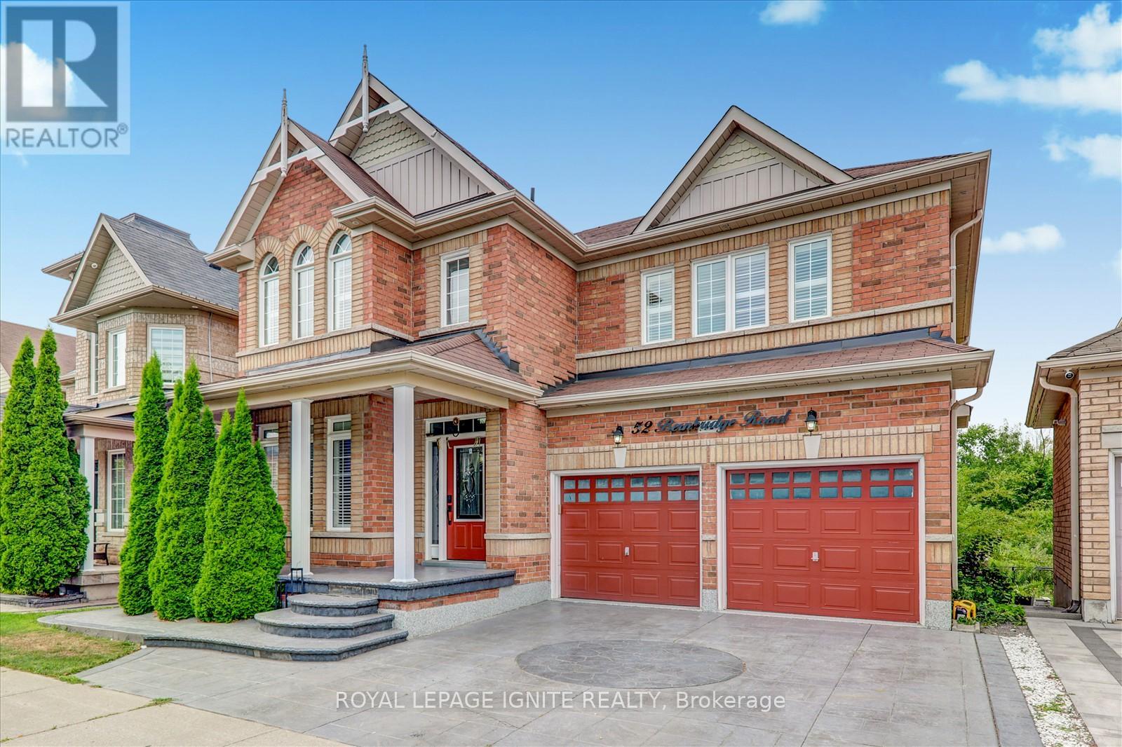 Photo 3 of 52 Bernbridge Road, Markham ON
