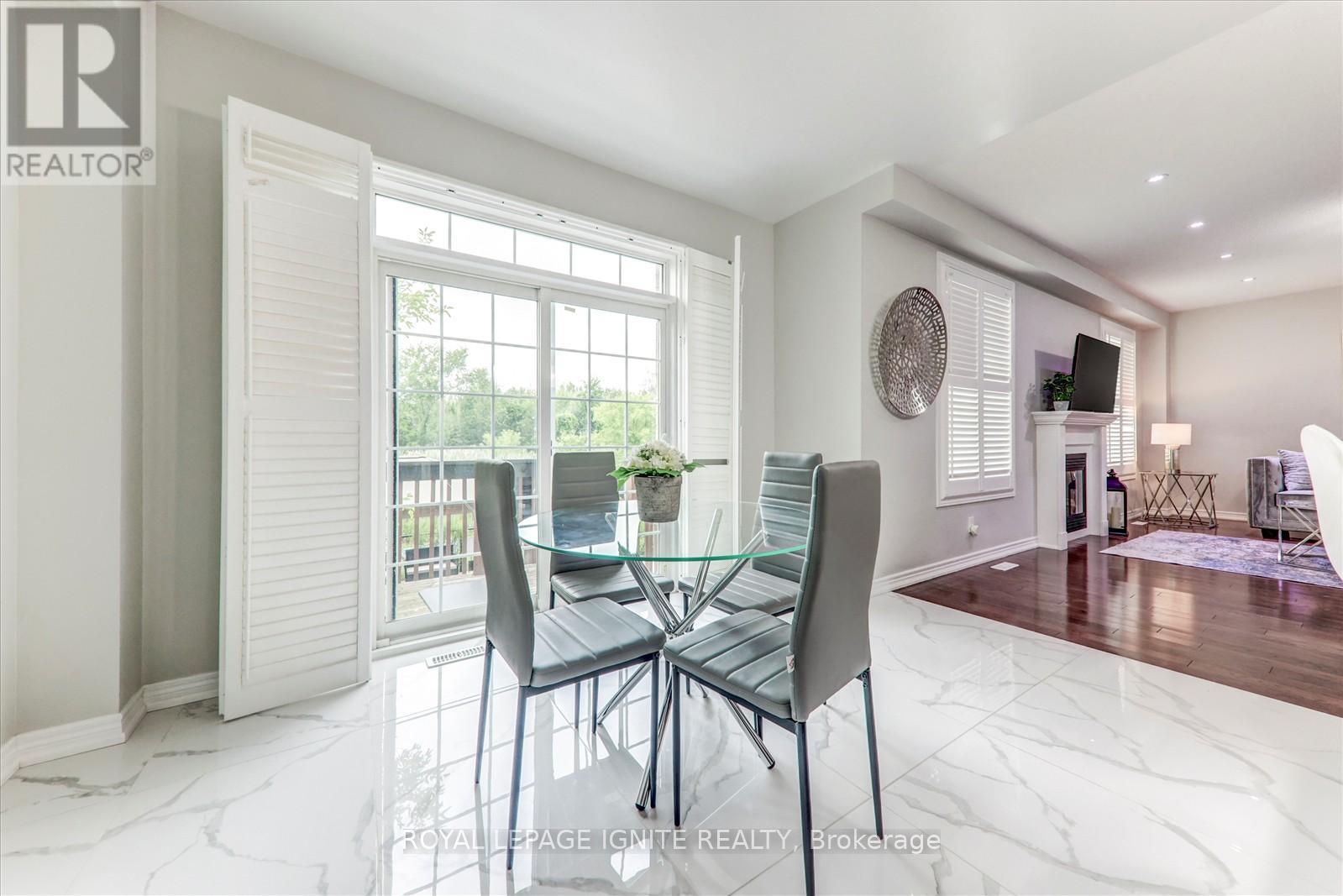 Photo 13 of 52 Bernbridge Road, Markham ON