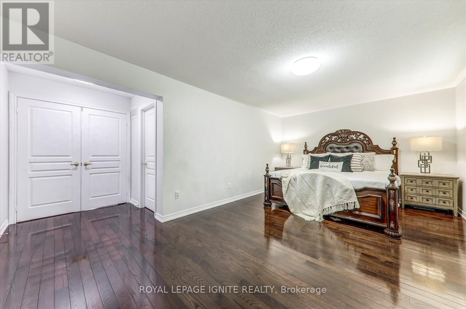 Photo 23 of 52 Bernbridge Road, Markham ON