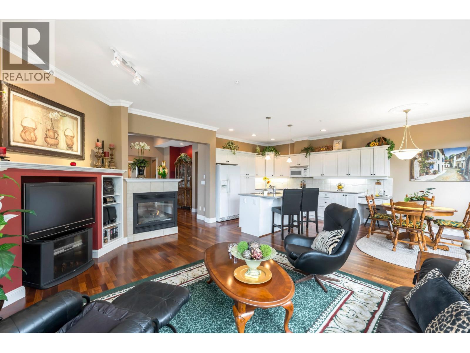 Photo 11 of 134 19639 Meadow Gardens Way, Pitt Meadows BC