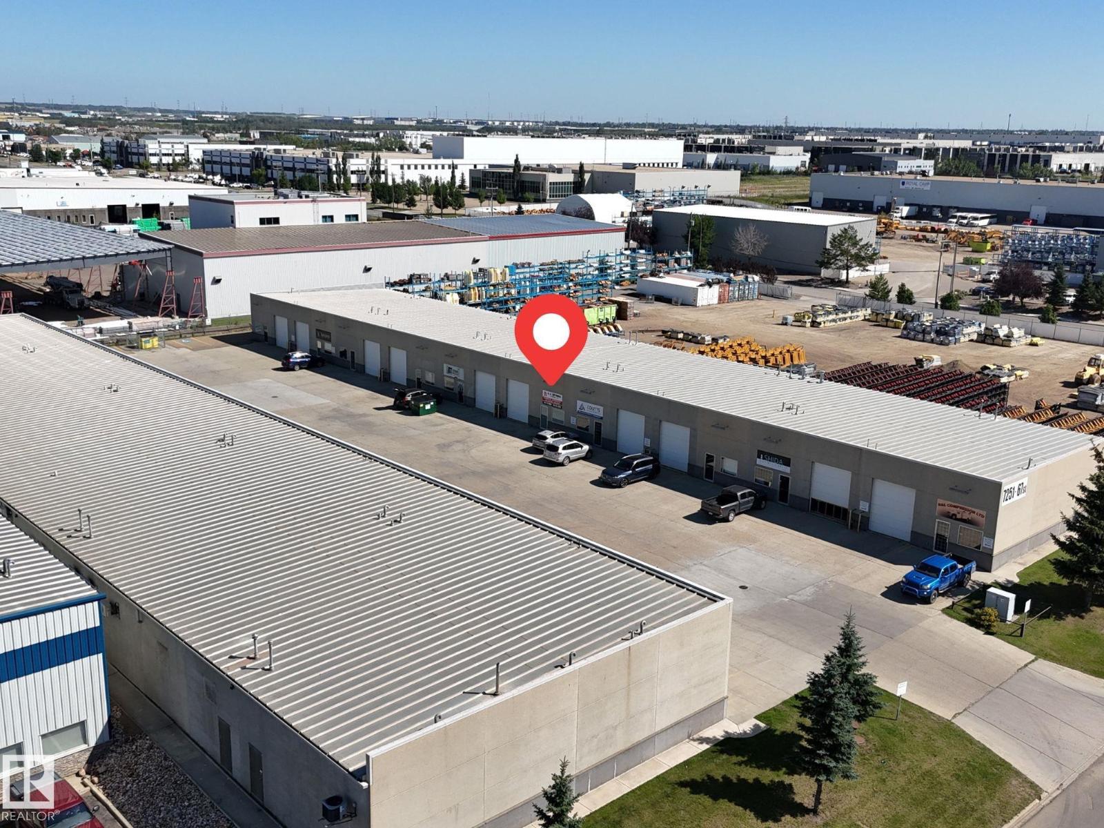 Photo 1 of 5 7251 67 St Nw, Edmonton AB