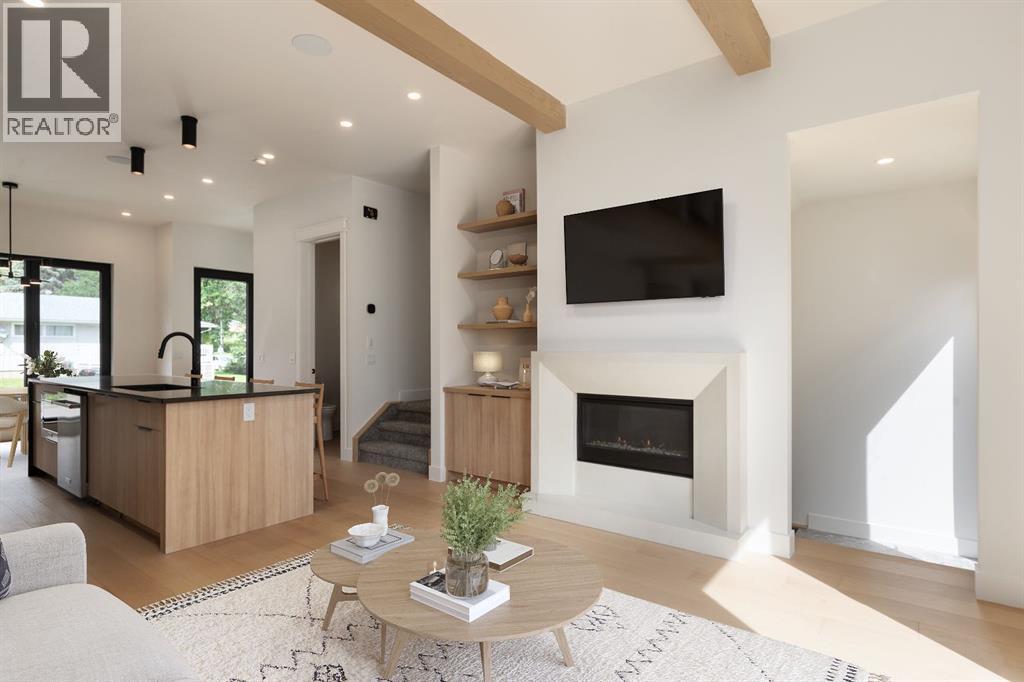 Single Family House for Sale in   Avenue SW Glenbrook Calgary 