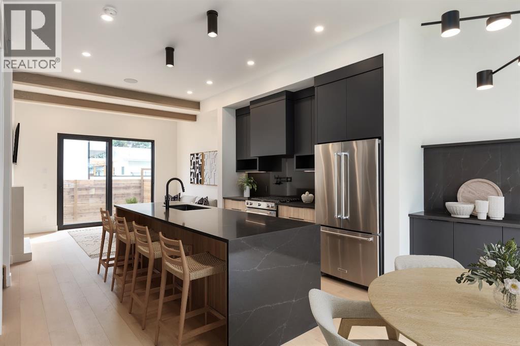 Single Family House for Sale in   Avenue SW Glenbrook Calgary 