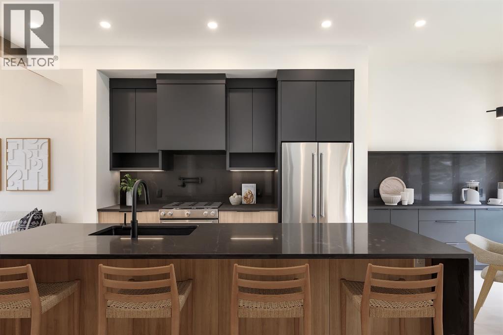 Single Family House for Sale in   Avenue SW Glenbrook Calgary 