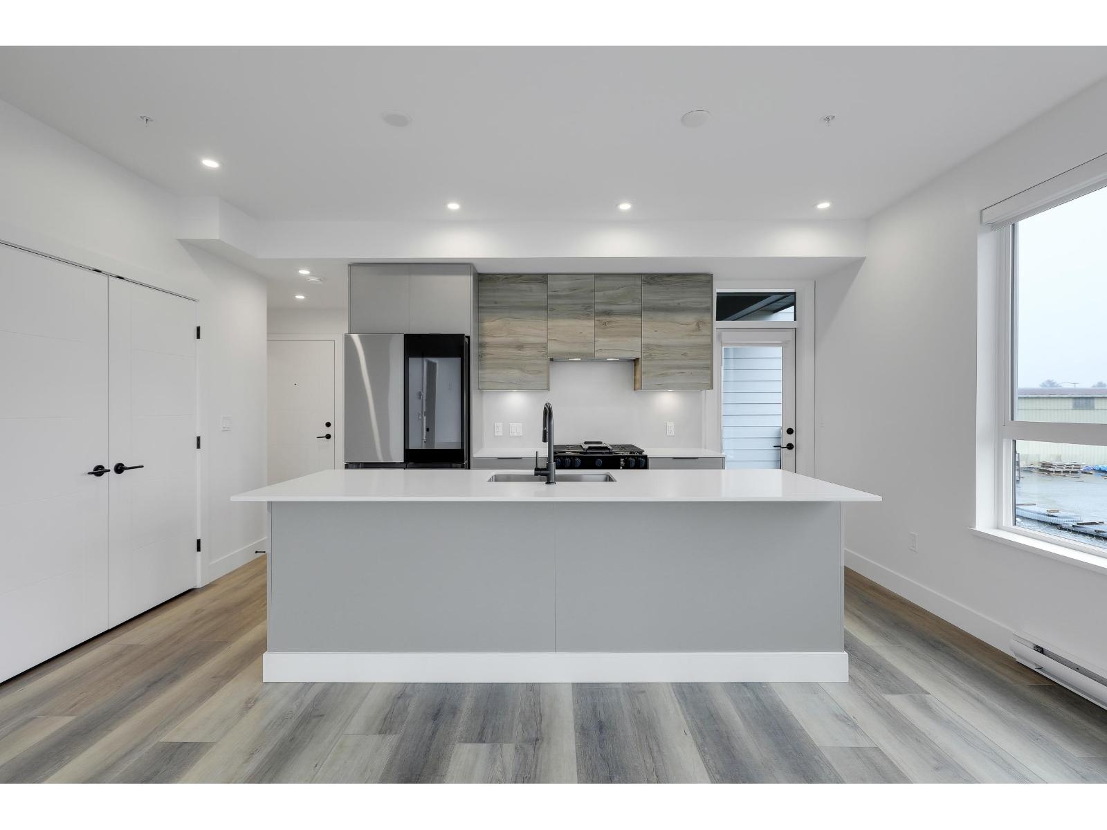 Photo 11 of 312 30494 Cardinal Avenue, Abbotsford BC