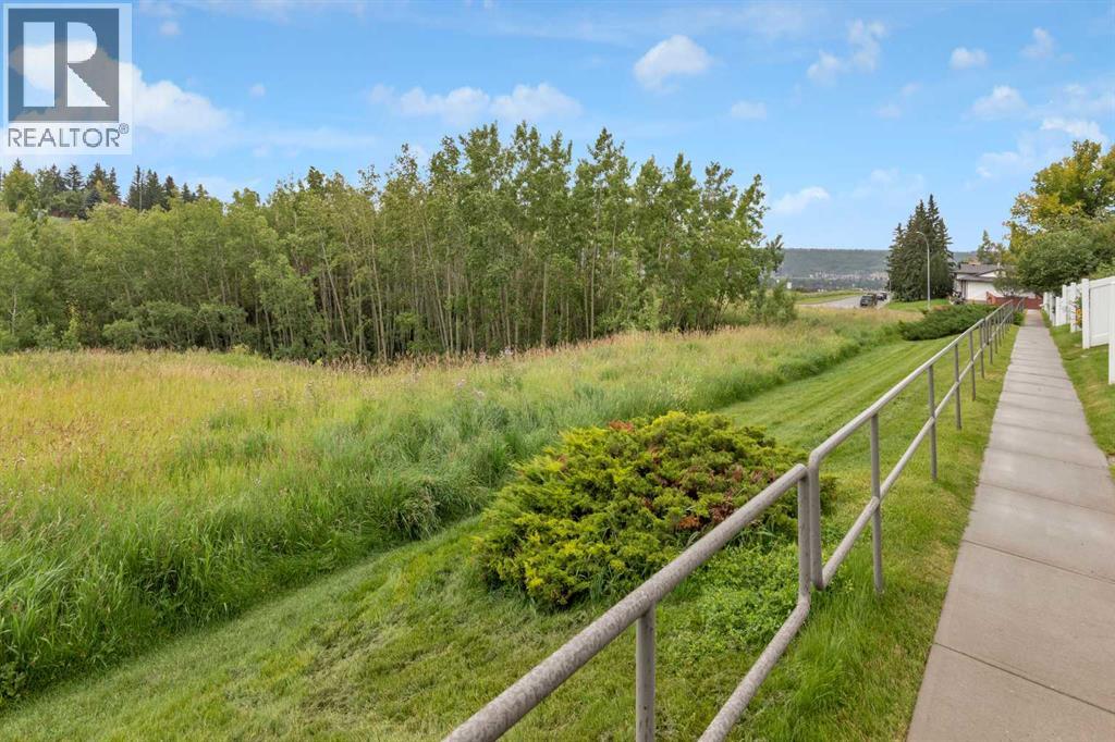 Single Family House for Sale in   Silver Crest Drive NW Silver Springs Calgary 