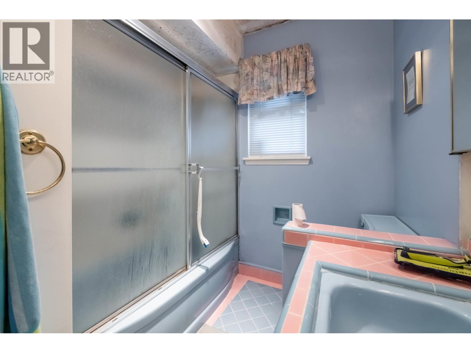 Photo 19 of 3692 E 24 Avenue, Vancouver BC