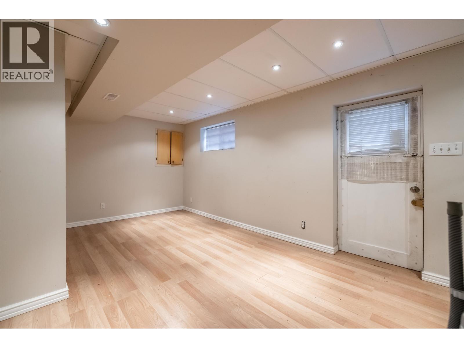 Photo 12 of 3692 E 24 Avenue, Vancouver BC
