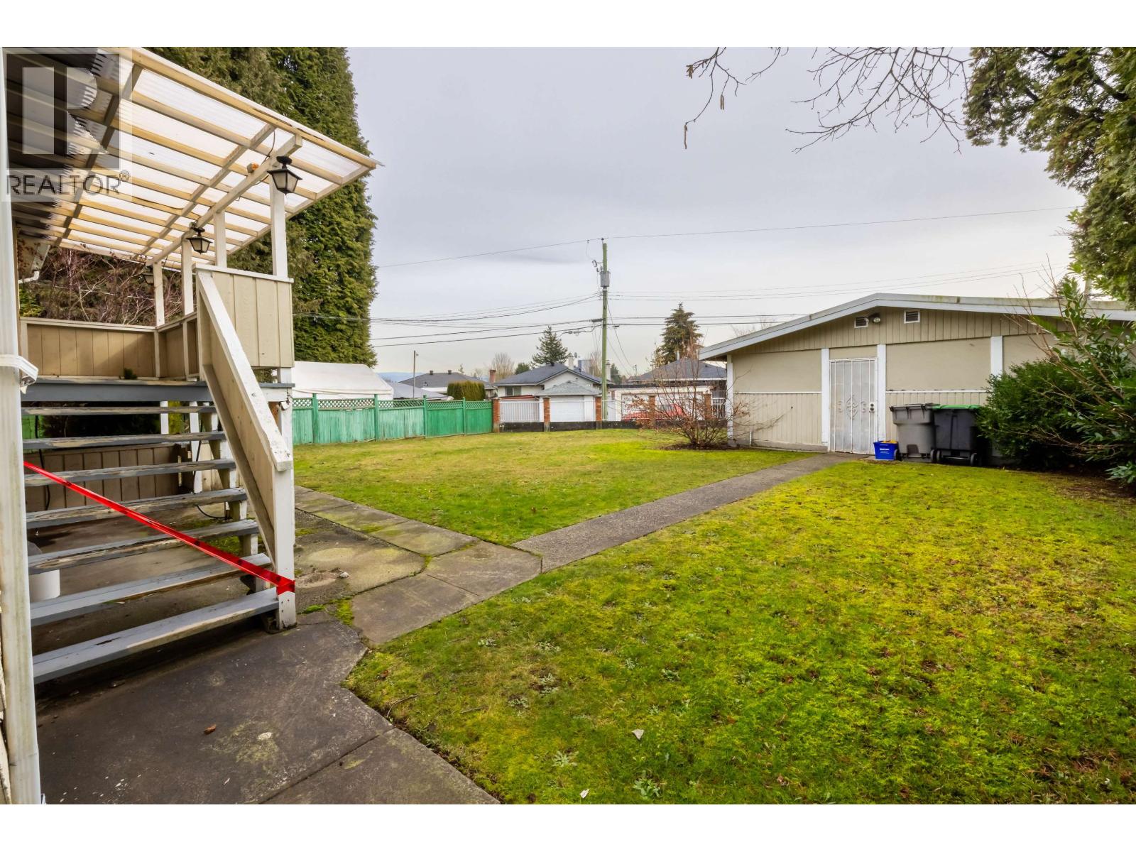 Photo 31 of 3692 E 24 Avenue, Vancouver BC
