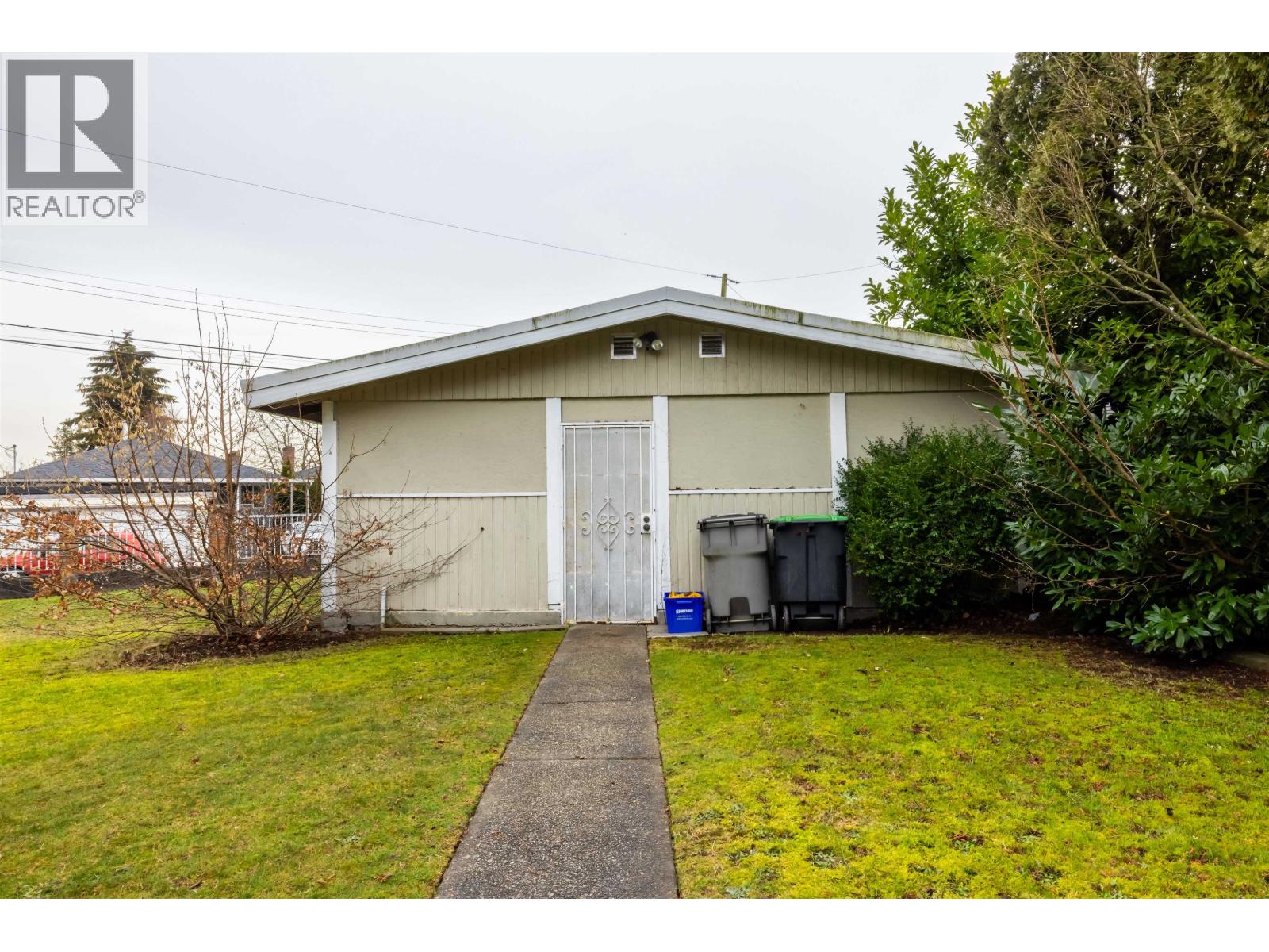 Photo 22 of 3692 E 24 Avenue, Vancouver BC