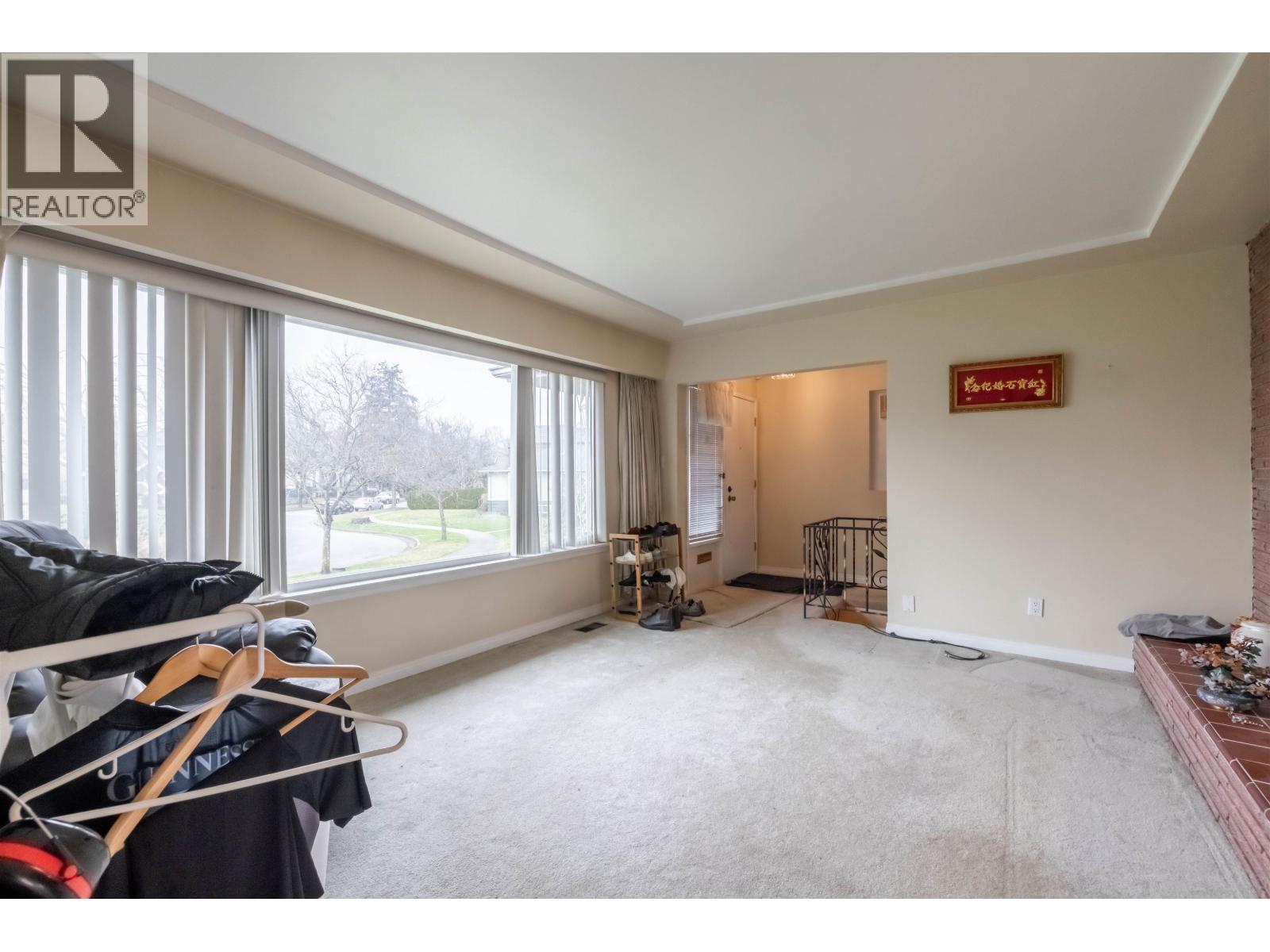 Photo 37 of 3692 E 24 Avenue, Vancouver BC