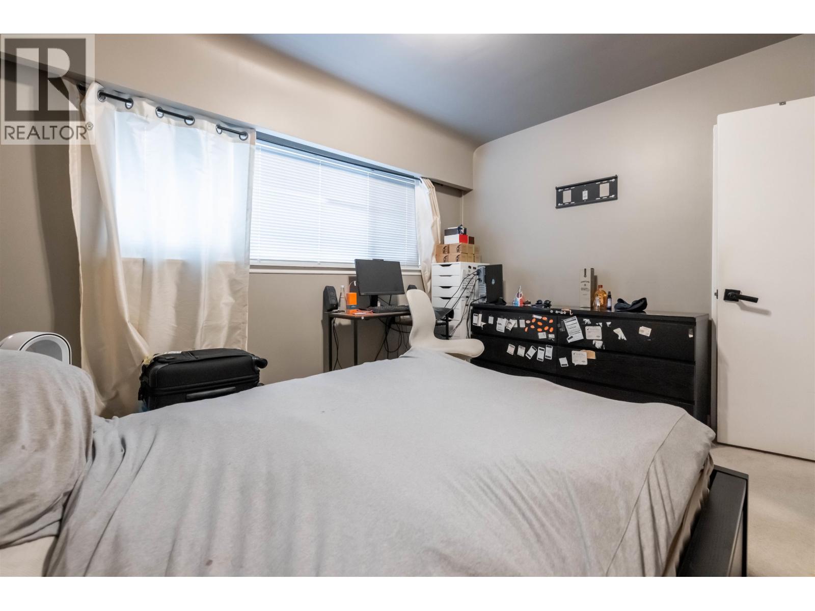 Photo 18 of 3692 E 24 Avenue, Vancouver BC