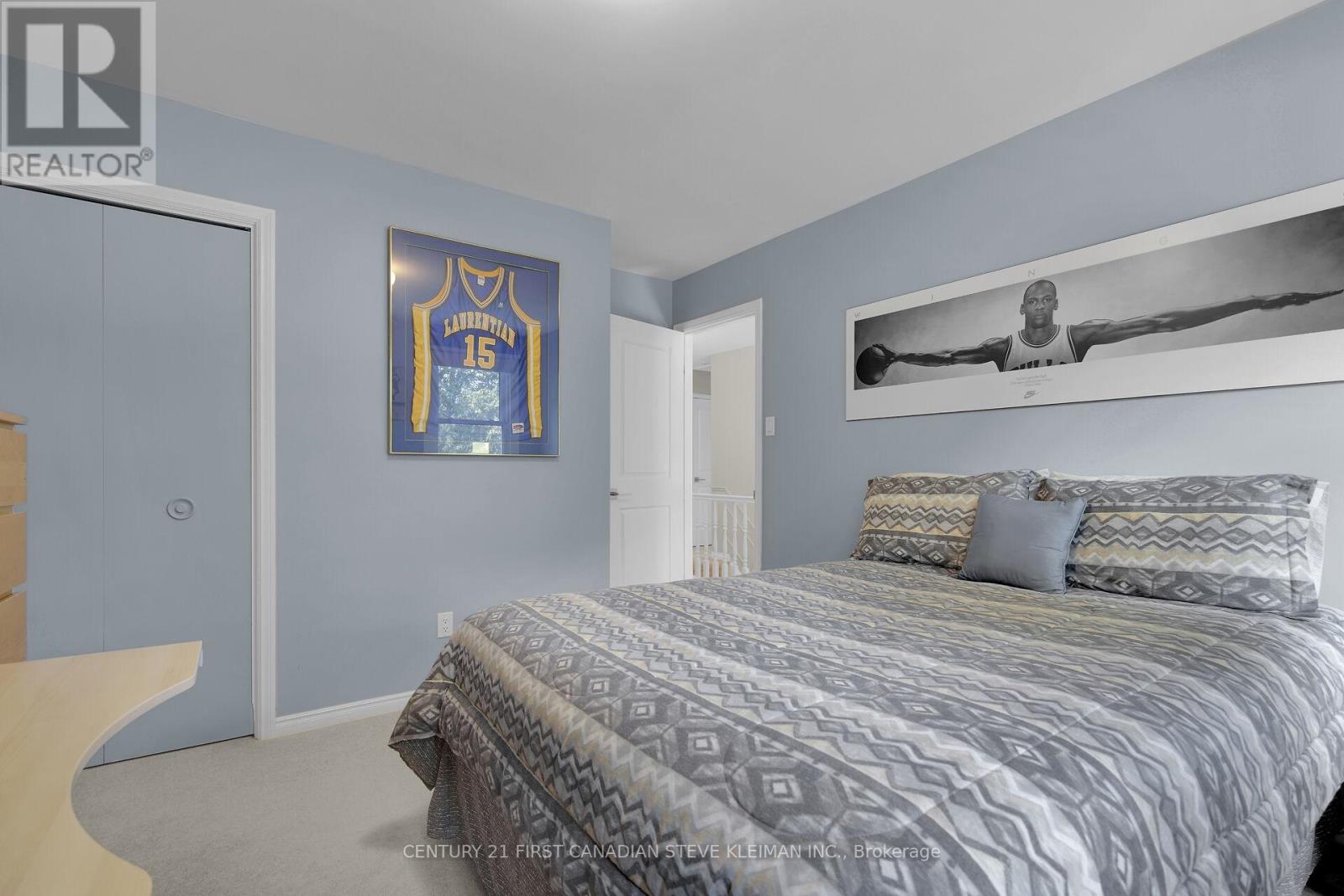 Photo 16 of 96 Meridene Crescent W, London North ON