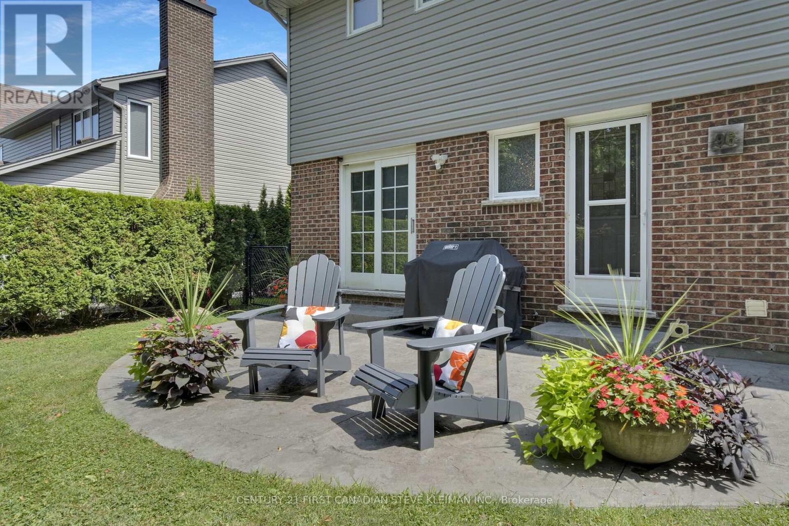 Photo 13 of 96 Meridene Crescent W, London North ON