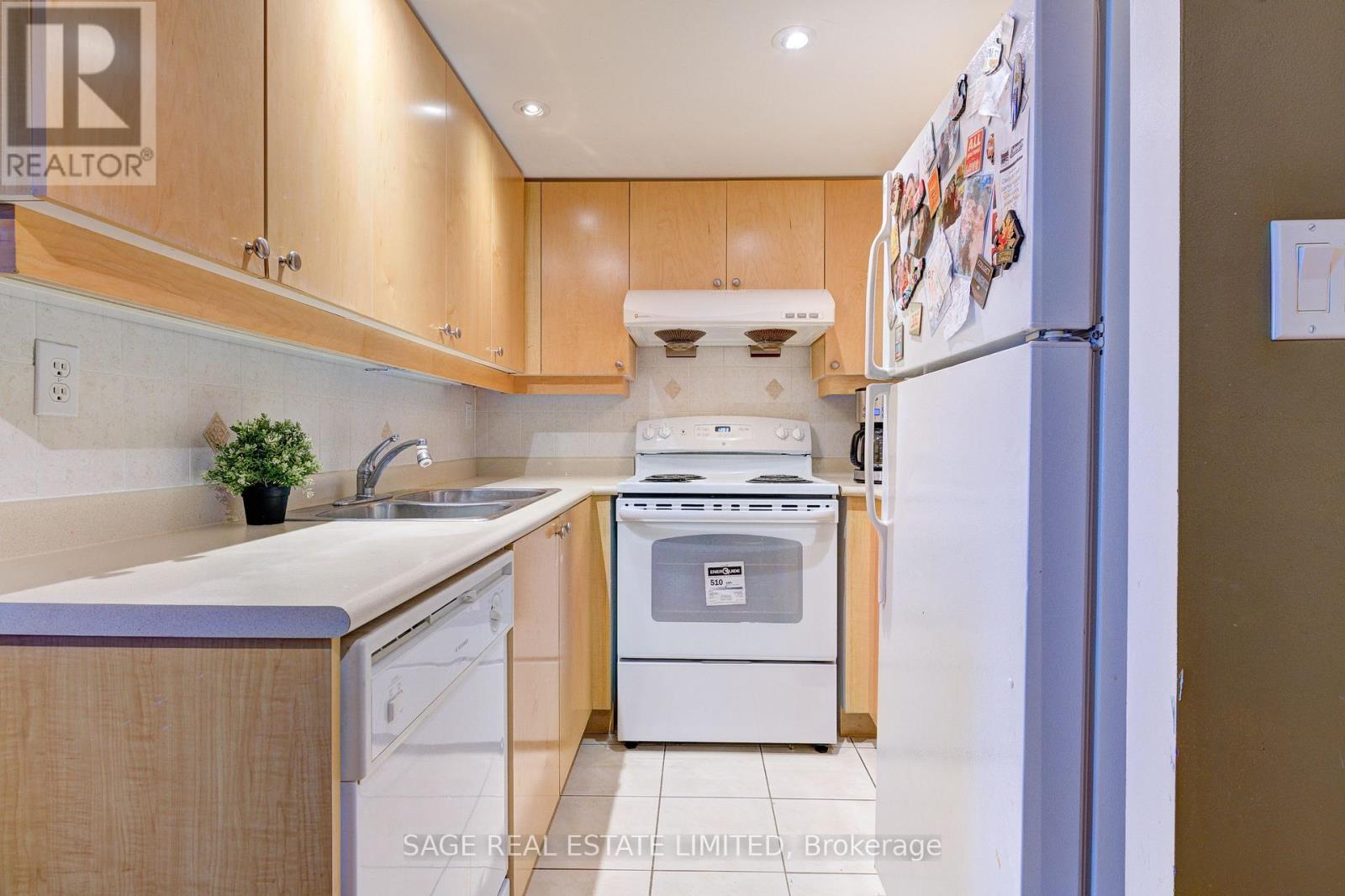 Photo 14 of 2512 3 Rean Drive, Toronto ON