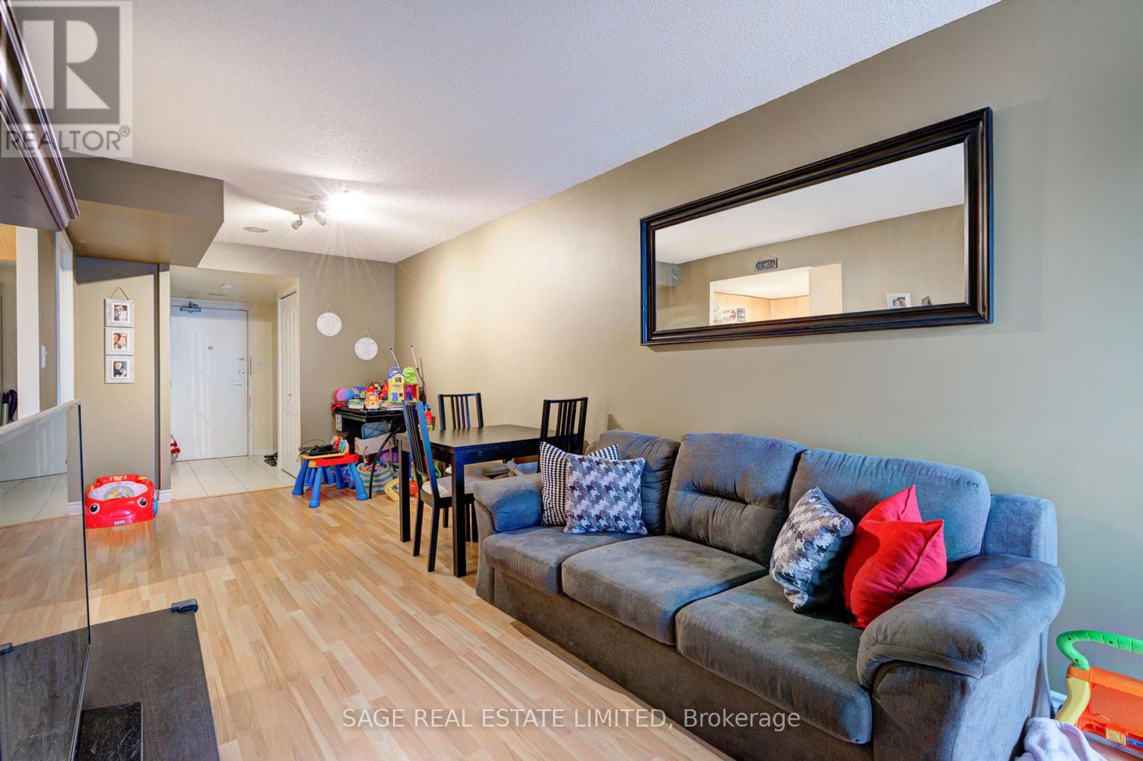 Photo 18 of 2512 3 Rean Drive, Toronto ON