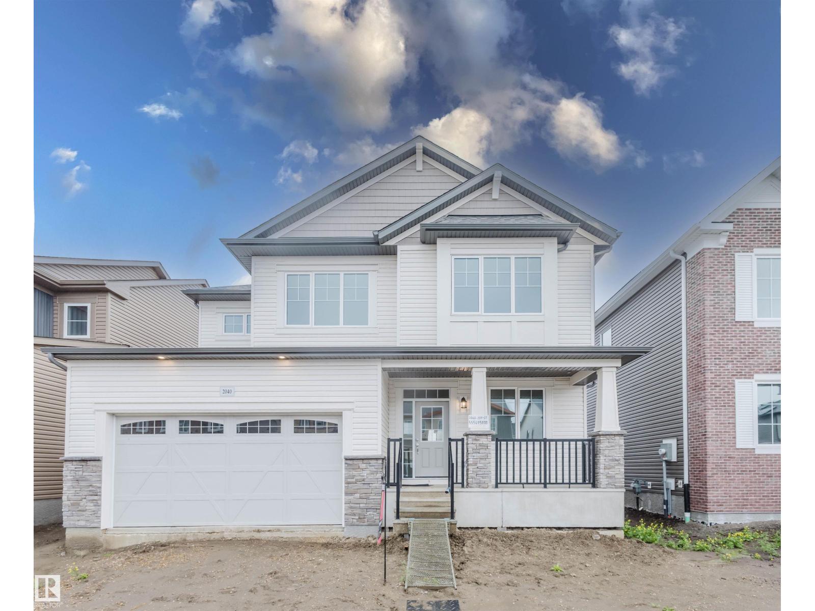 Photo 11 of 2040 209 St Nw, Edmonton AB