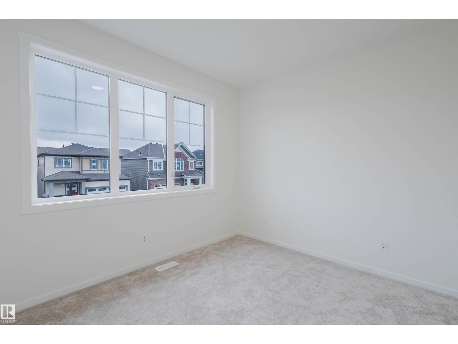 Photo 39 of 2040 209 St Nw, Edmonton AB