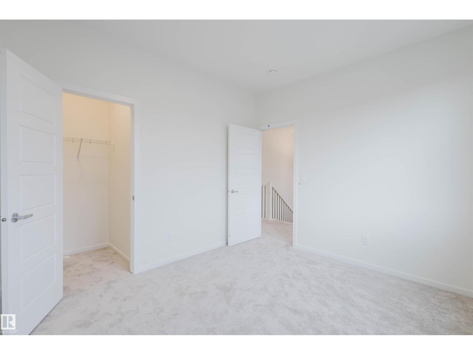 Photo 20 of 2040 209 St Nw, Edmonton AB