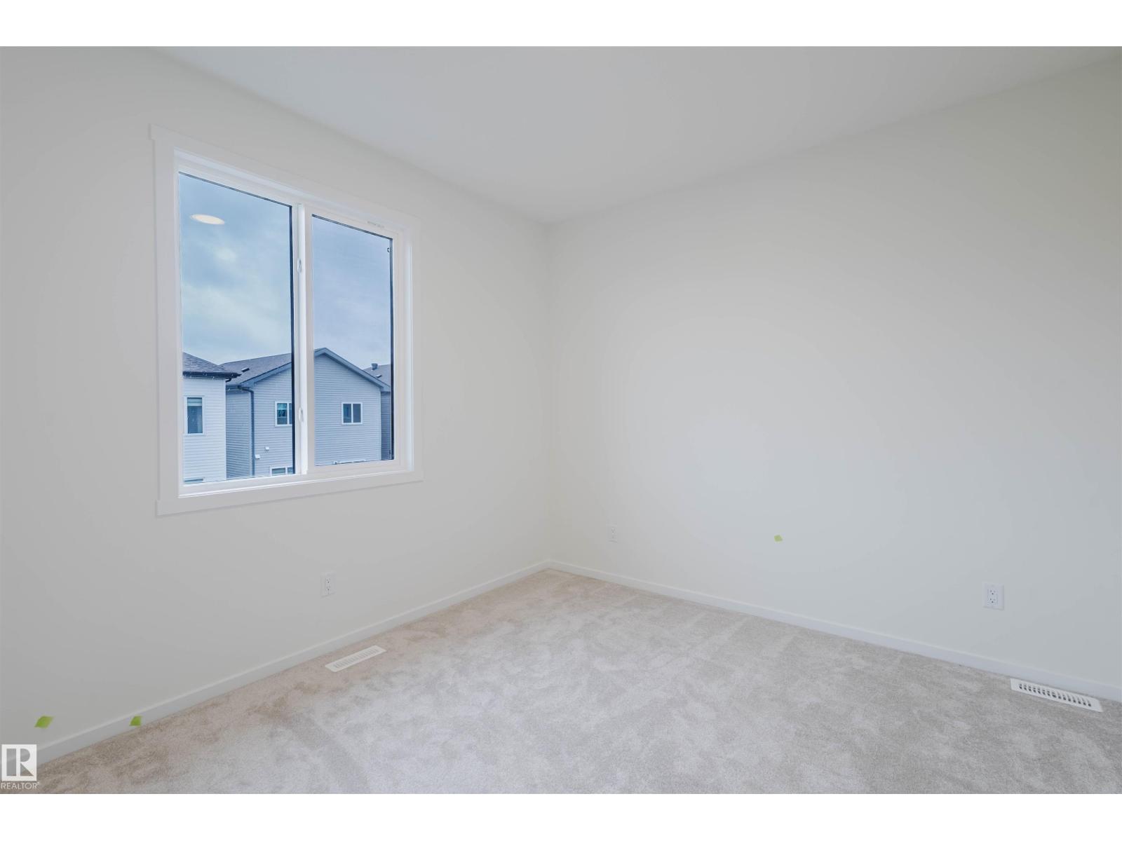 Photo 24 of 2040 209 St Nw, Edmonton AB