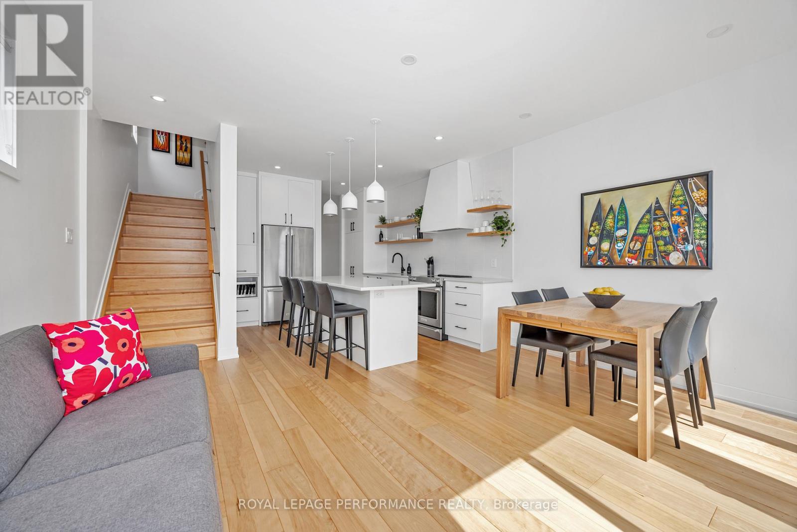 Photo 17 of 80 Dagmar Avenue, Ottawa ON