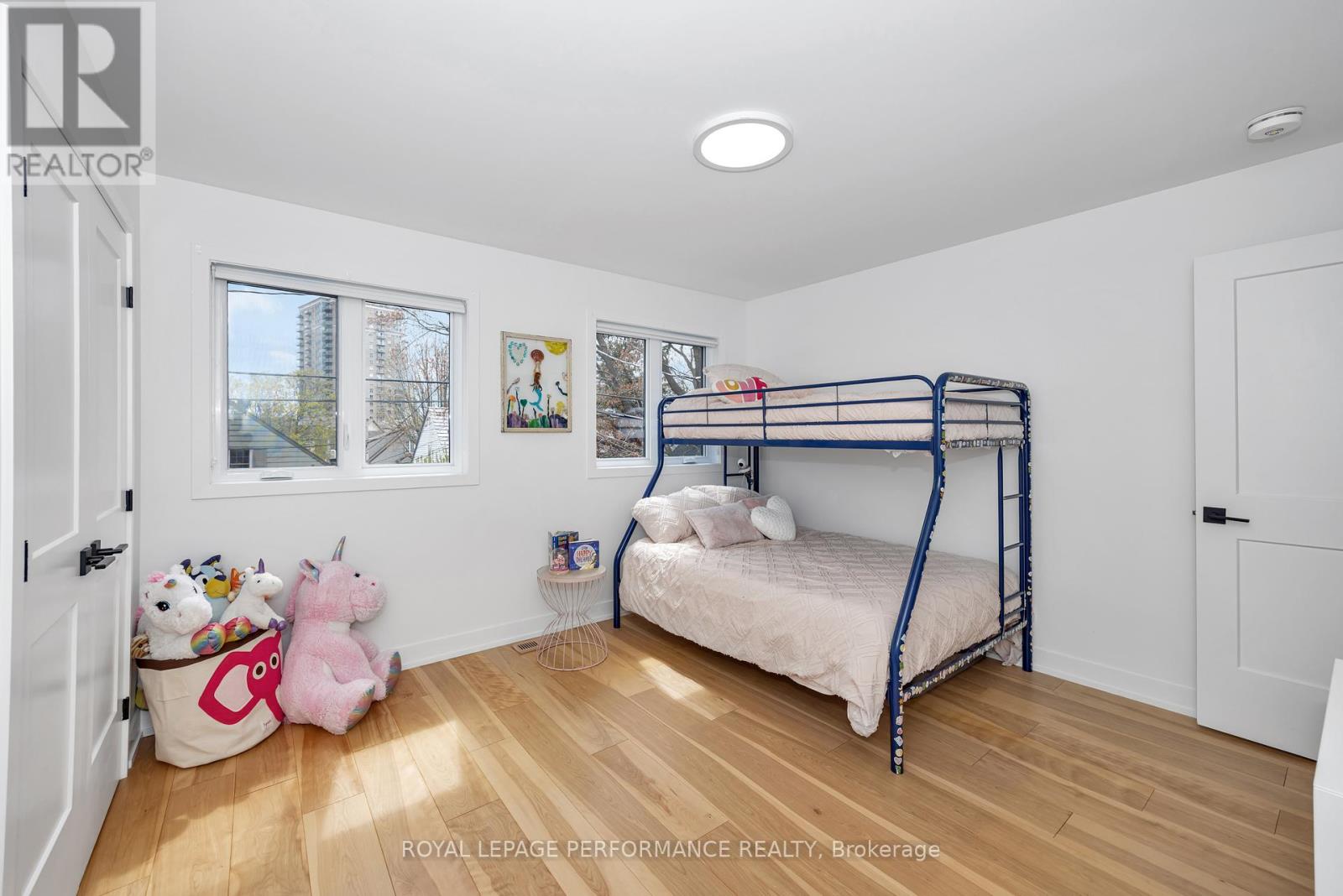 Photo 9 of 80 Dagmar Avenue, Ottawa ON