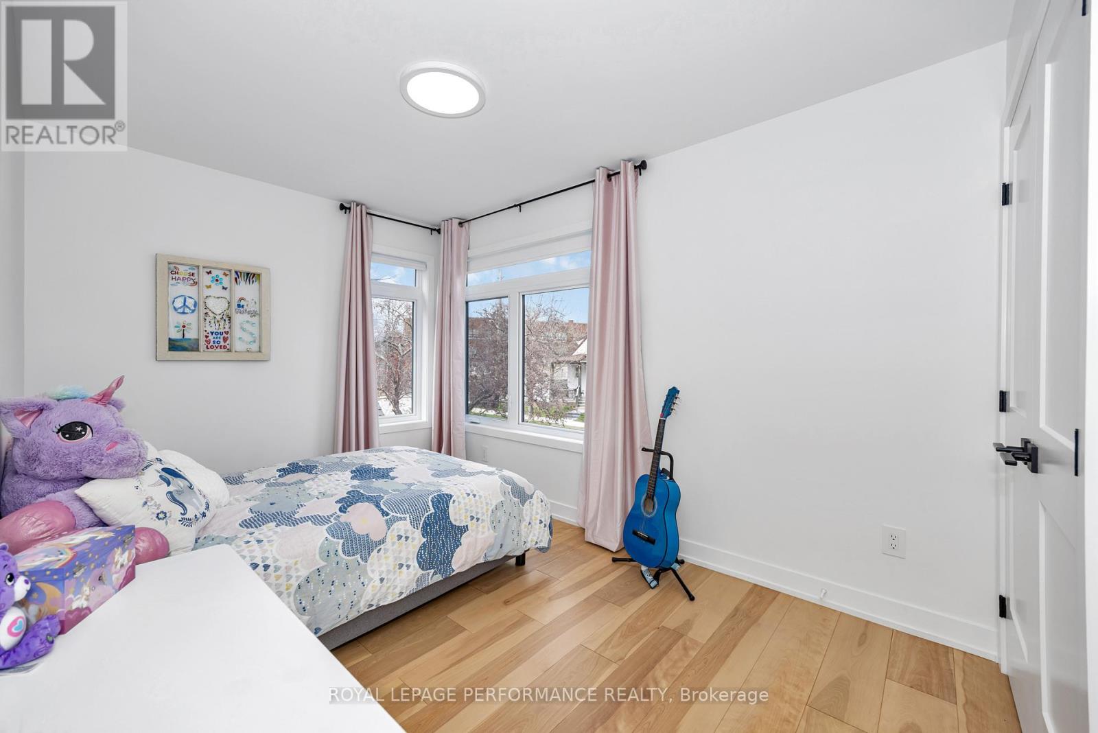 Photo 23 of 80 Dagmar Avenue, Ottawa ON