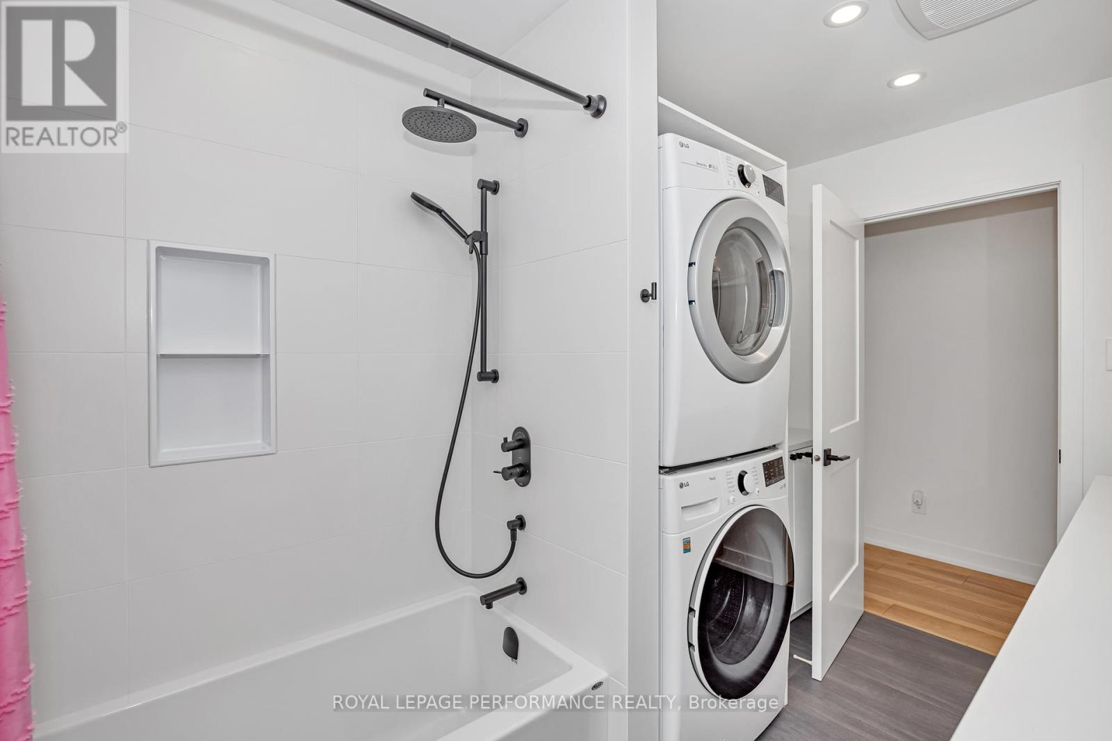 Photo 7 of 80 Dagmar Avenue, Ottawa ON