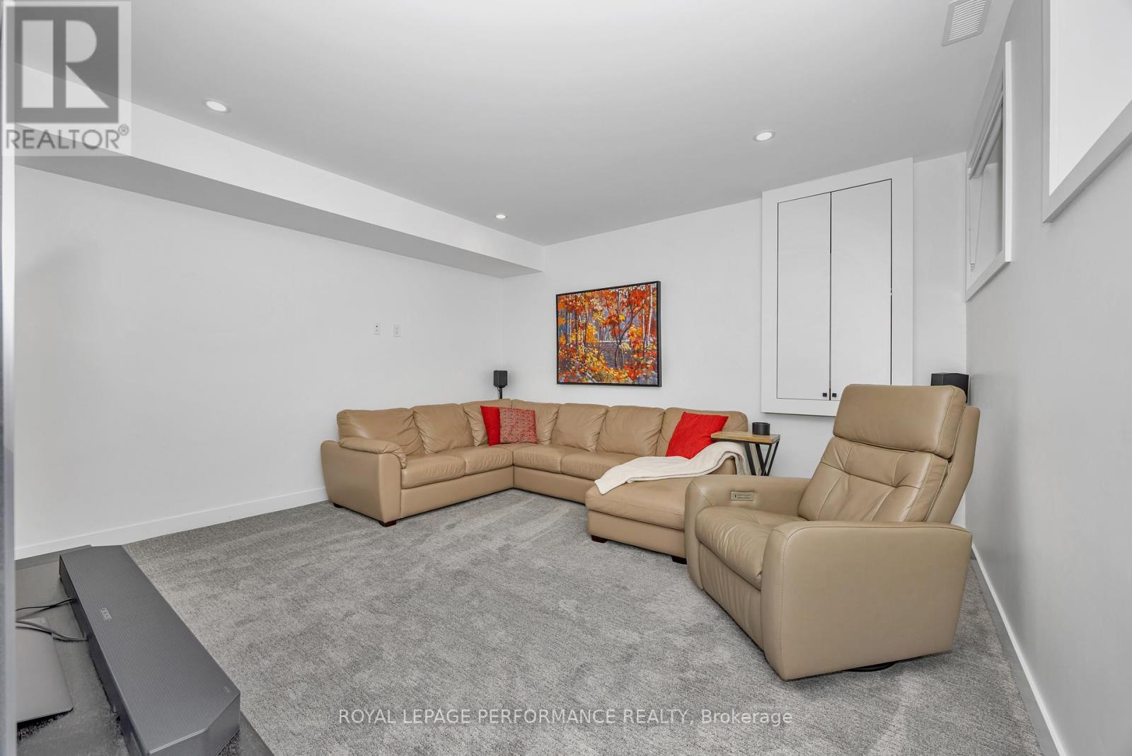 Photo 36 of 80 Dagmar Avenue, Ottawa ON